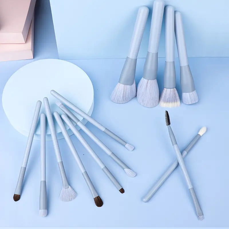 13-Piece Premium Synthetic Makeup Brushes Set with Bag