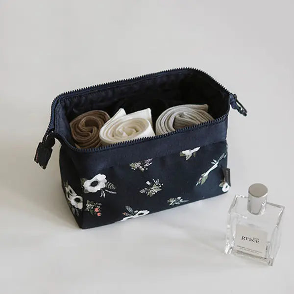 Chic Waterproof Travel Makeup Organizer